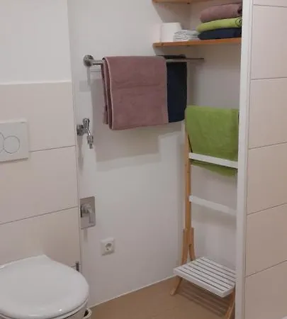 Zettler Apartment *